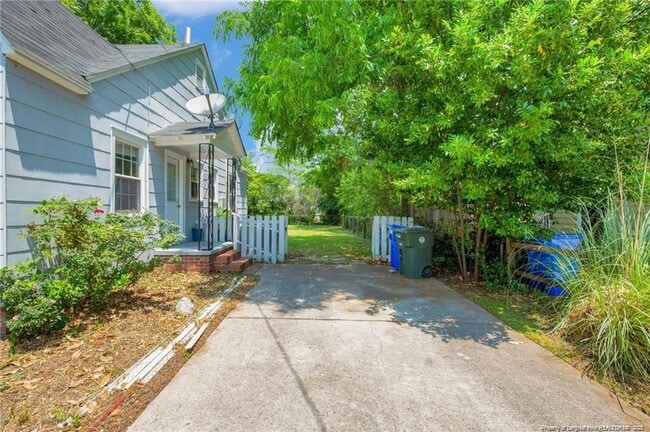 Building Photo - 2526 McNeill Cir