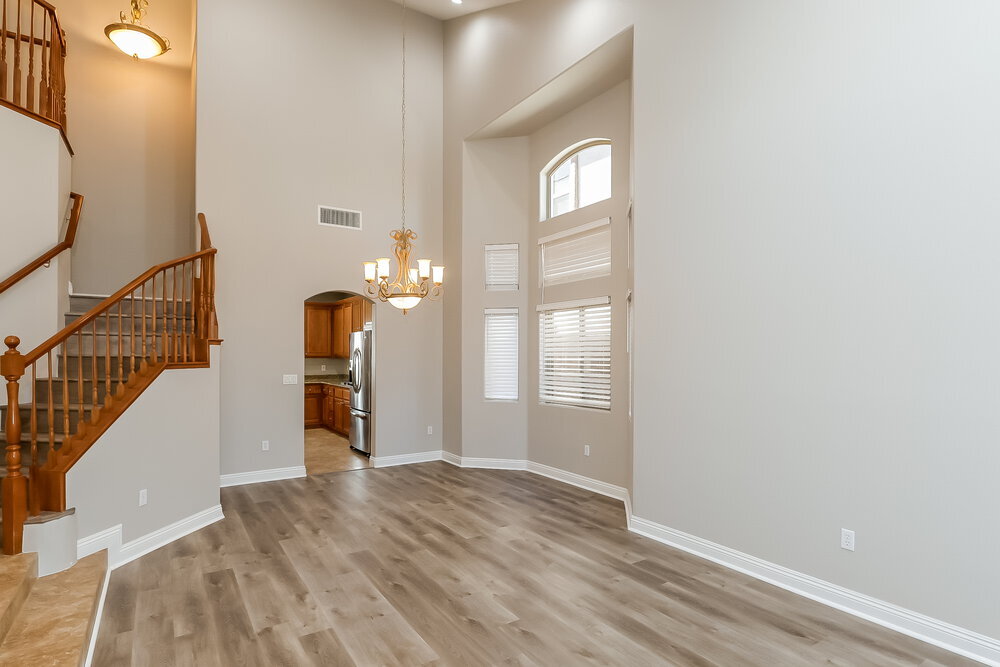 Building Photo - 537 Copper View St