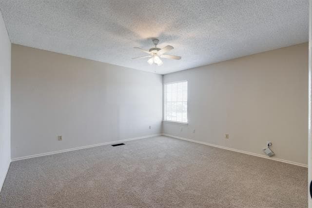 Building Photo - 3916 San Mateo Dr