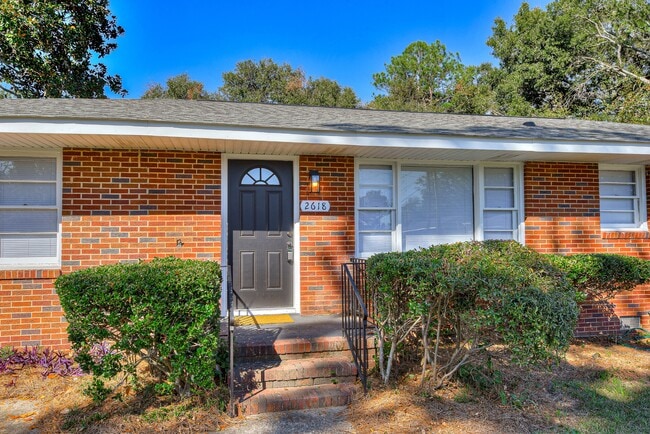 Building Photo - 2618 Providence Ct