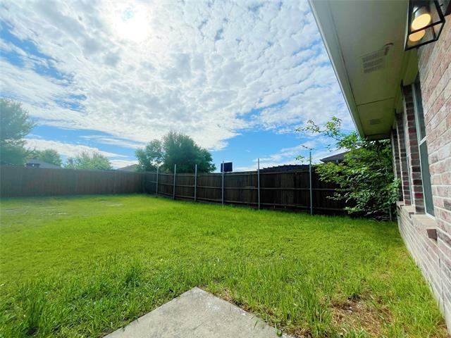 Building Photo - 1622 Palm Beach Ave