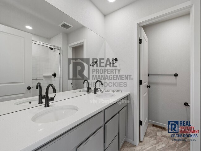 Building Photo - 4804 Denys Dr.