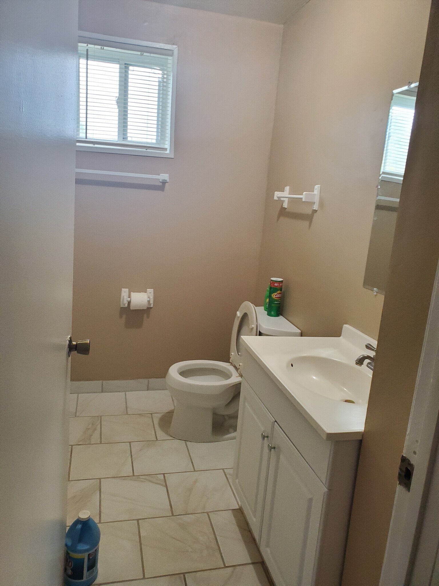 Building Photo - 801 W Michigan Ave