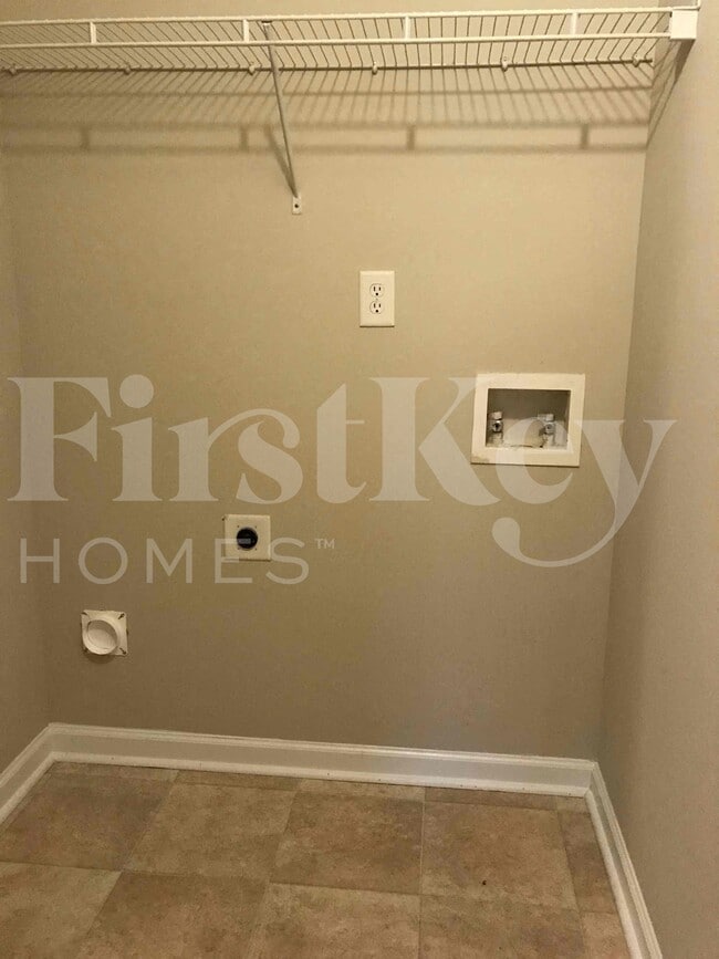 Building Photo - 101 Christine Ct