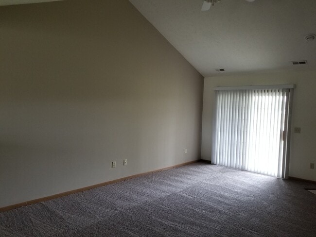 Building Photo - Spacious 3-Bedroom, 2-Bath with 2-Car Attached Garage!