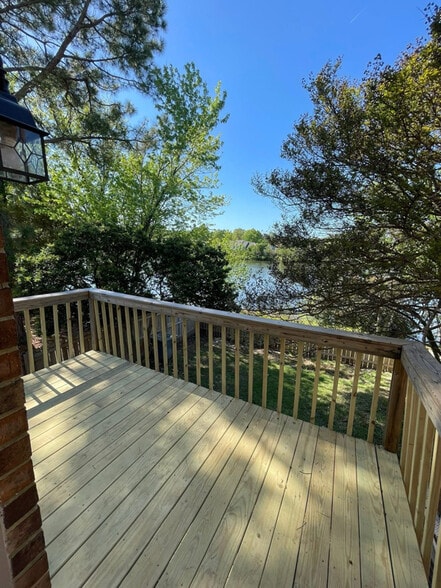 Primary Photo - 45 Dawn Ln