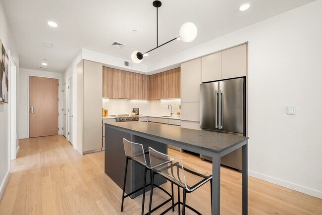 Building Photo - 20-2 West St