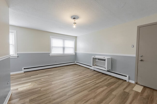 Building Photo - 5508 W 55th St