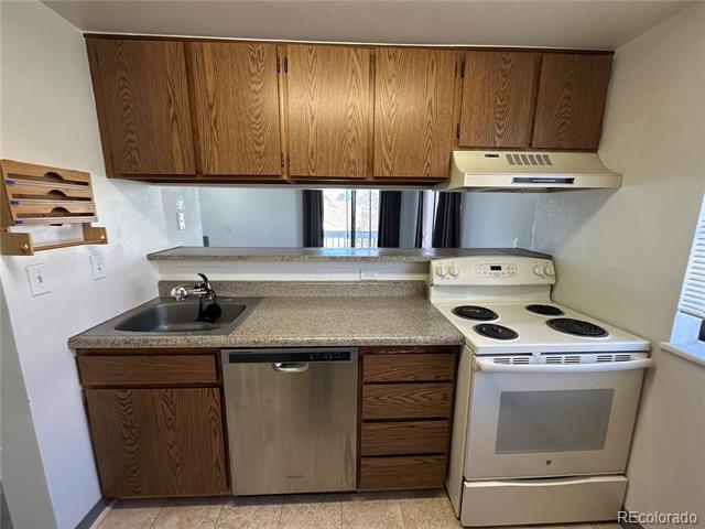 Building Photo - 12534 E Cornell Ave