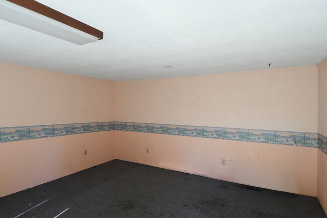 Building Photo - 2753 Mesa Trail