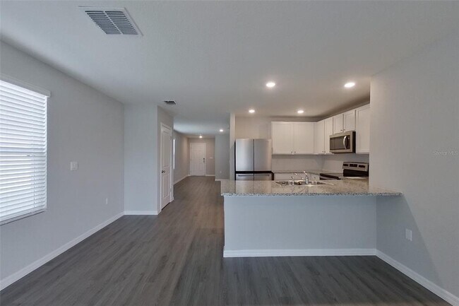 Building Photo - 4421 SW 85th St