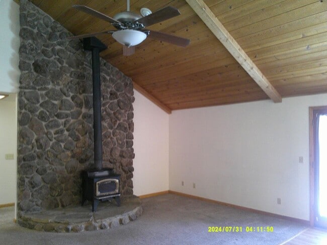 Building Photo - 960 Monique Way
