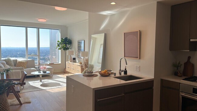 Building Photo - 889 Francisco St