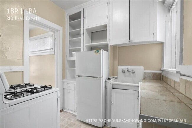 Building Photo - 1469 N Williams St