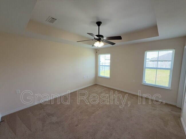 Building Photo - 5800 Glenby Ct