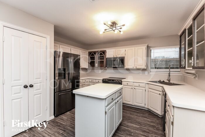 Building Photo - 233 Whitestone Wy
