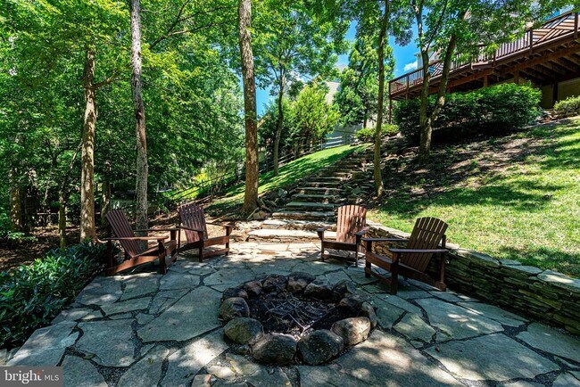 Building Photo - 47333 Middle Bluff Pl