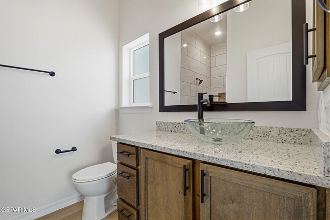 Building Photo - 15340 Resolve Dr