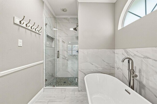 Building Photo - 1600 Viki Lynn Ct
