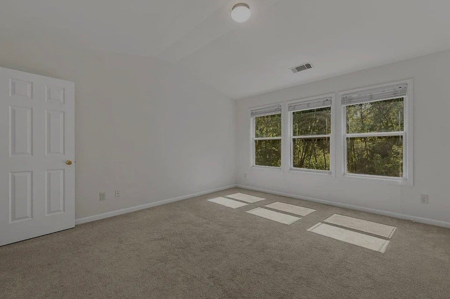 Building Photo - 2734 Winslow Ridge Dr NE