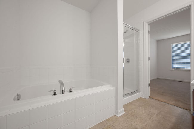 Building Photo - 14 Dilworthtown Dr