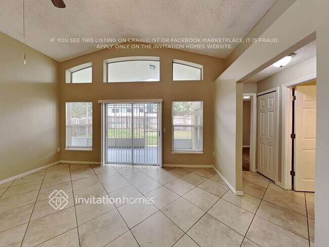 Building Photo - 16015 Buxley Ct