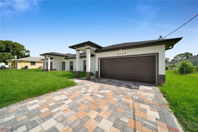 Building Photo - 4987 Fairway Ct