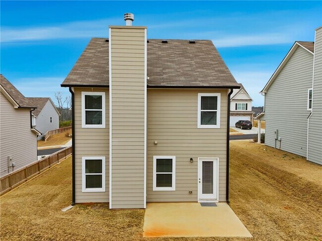 Building Photo - 334 Melody Ln