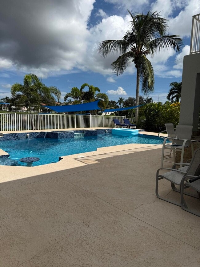 Building Photo - 4129 Bahia Isle Cir