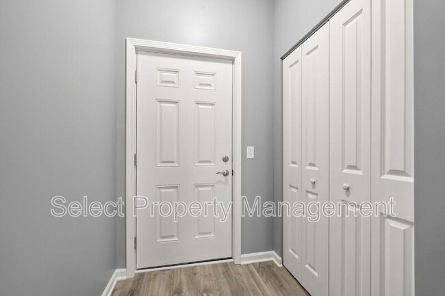 Building Photo - 7077 Homestead Rd