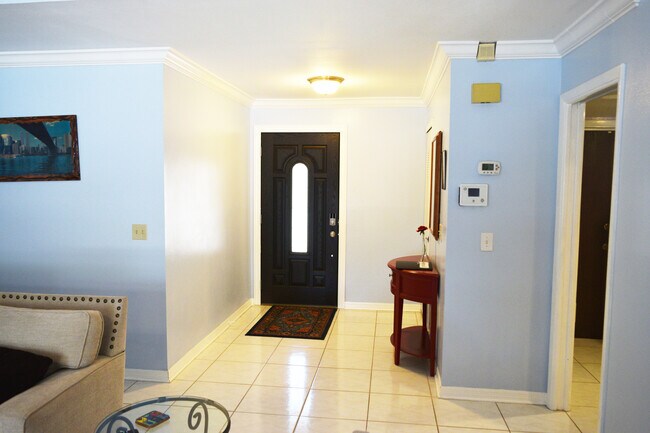Building Photo - 8416 Indian Wells Ct