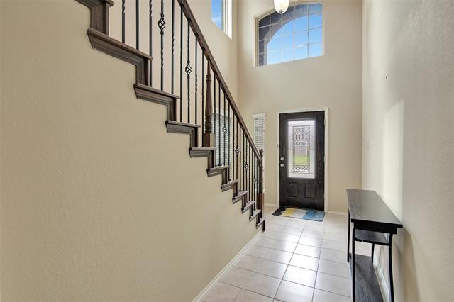 Building Photo - 628 Crowell Dr