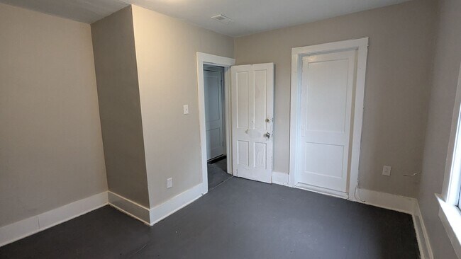 Building Photo - Atlas Investment Group, LLC (569 Allyn St ...