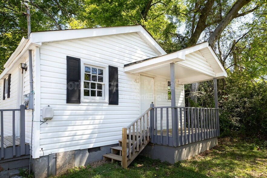 Building Photo - 207 Napier St
