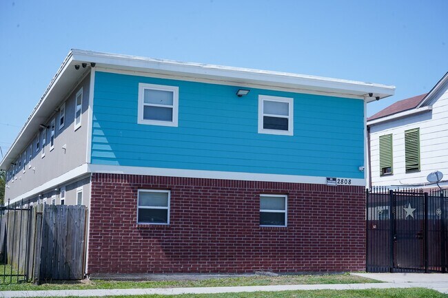 Building Photo - 2808 Avenue M