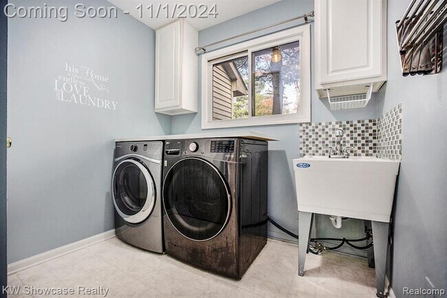 Building Photo - 2848 Regency Ct