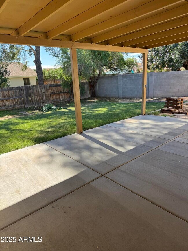 Building Photo - 3753 E Charter Oak Rd