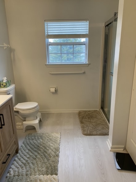 Building Photo - 7106 Normandy Dr