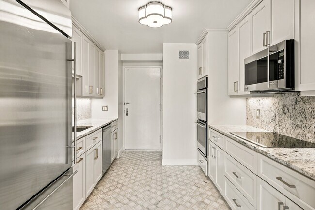 Building Photo - 19 Chauncy St