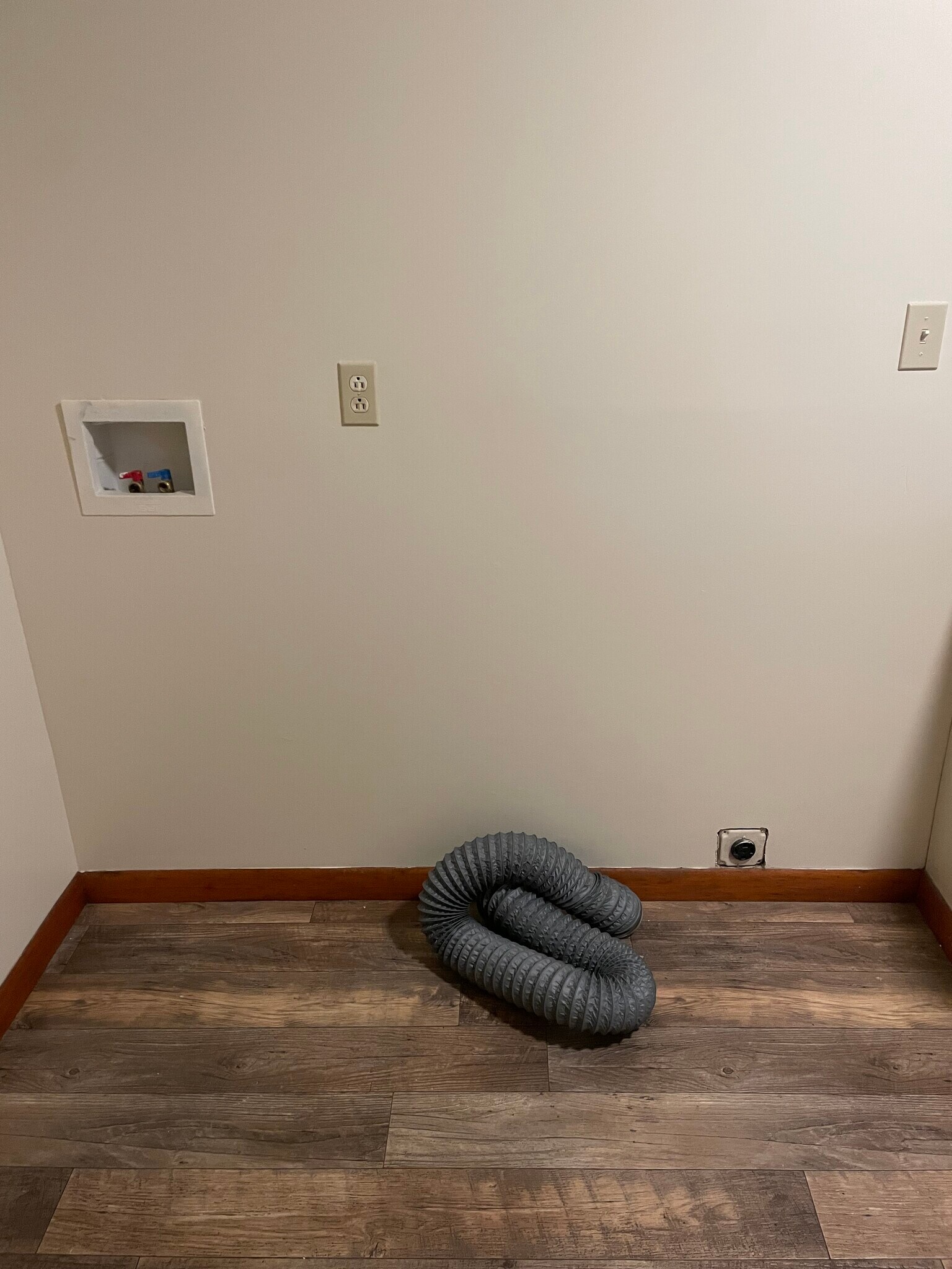 Building Photo - 1234 Isabella St