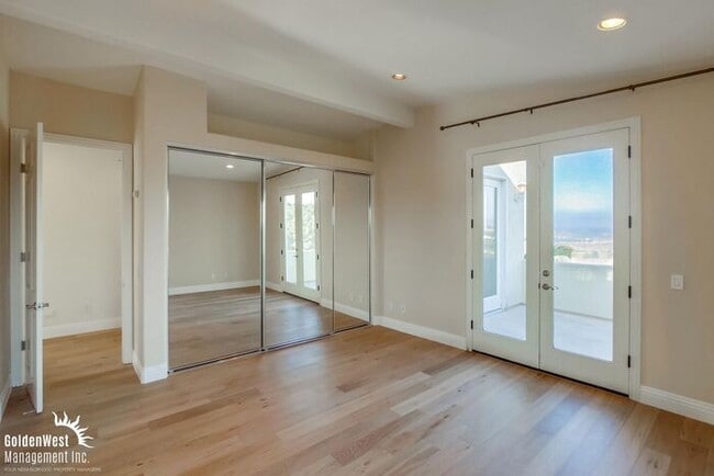 Building Photo - Bright & Spacious 4Bdm 3Ba Home in San Diego!