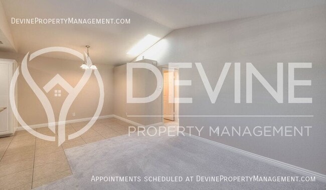 Building Photo - 7338 Greenhaven-Unit 66