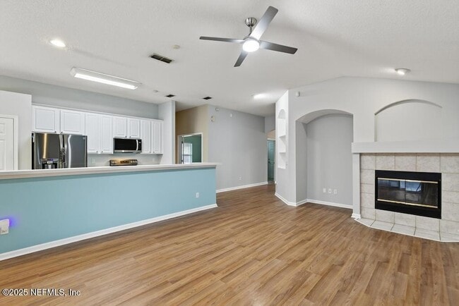 Building Photo - 1675 Rustling Dr