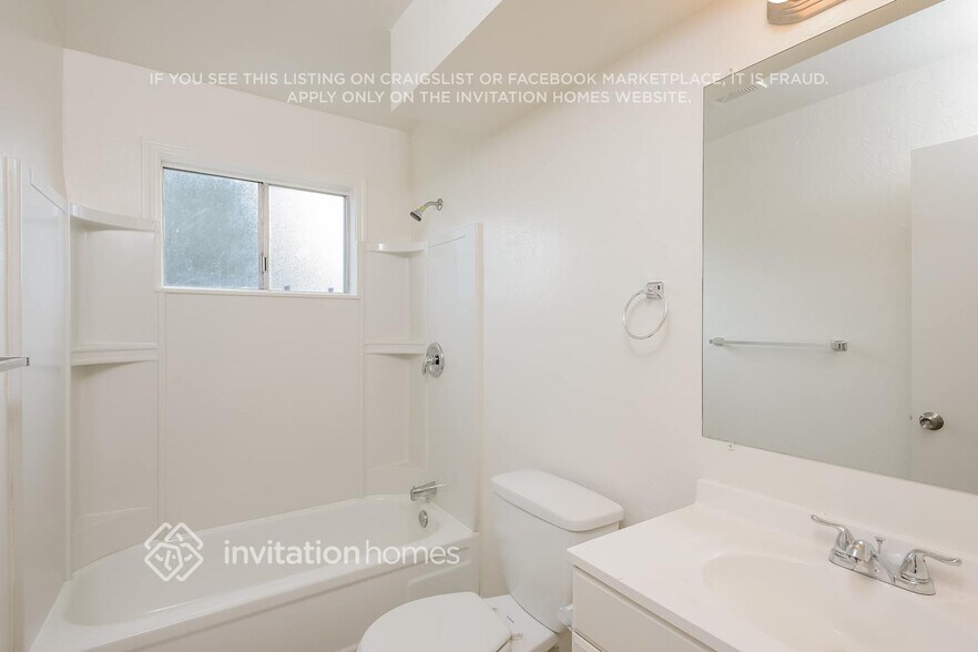 Building Photo - 1529 Sandy Ct