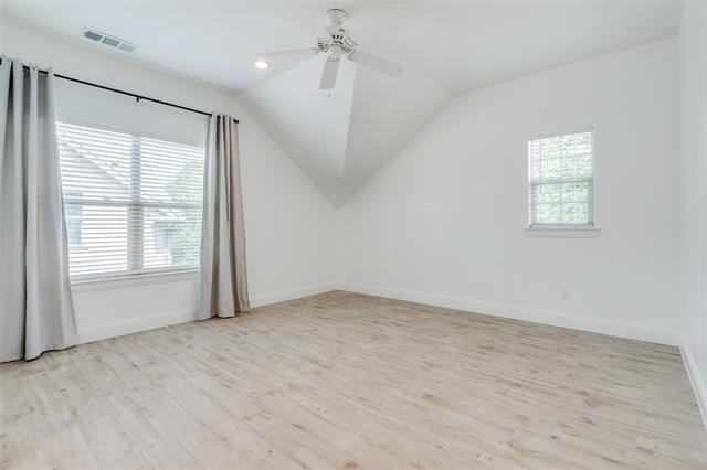 Building Photo - 3421 Normandy Ave