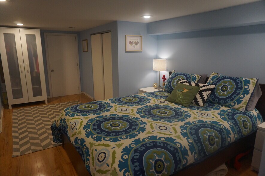 Basement suite - 1923 S Alder St