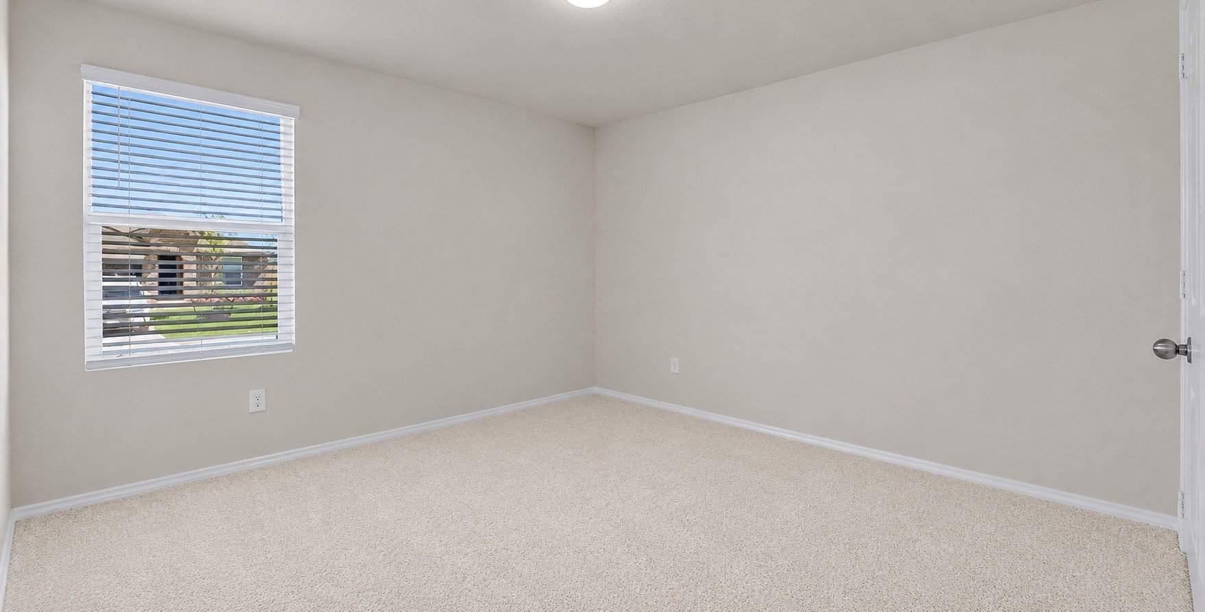 Building Photo - 840 Indigo Wy