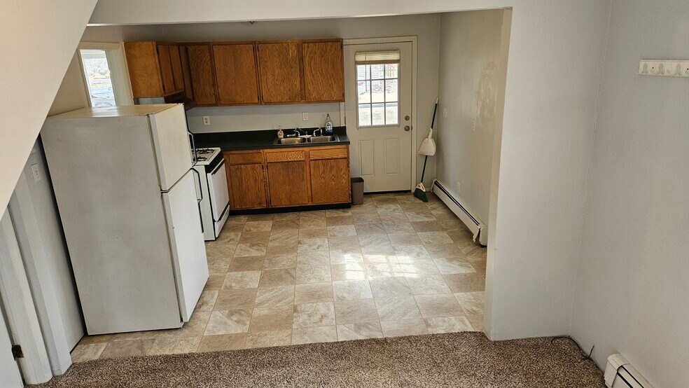 Building Photo - 4304 Kateri Ln