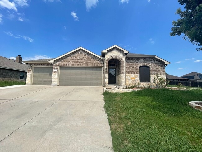 Primary Photo - 6401 Alabaster Dr
