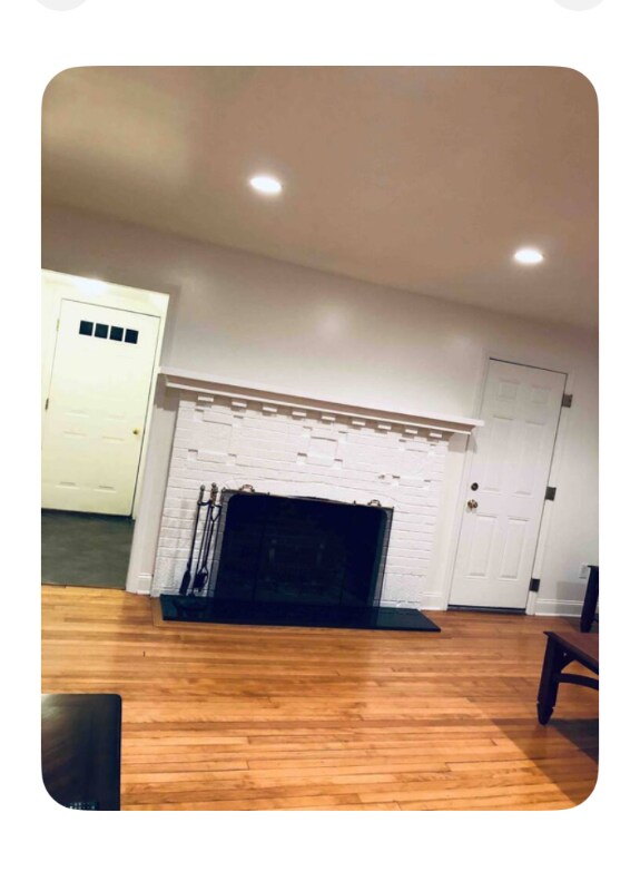 Building Photo - 1 Carlson Ct